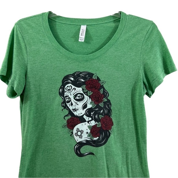 𝅺LA Muerta Women's Short Sleeve Tee - Picture 2 of 8